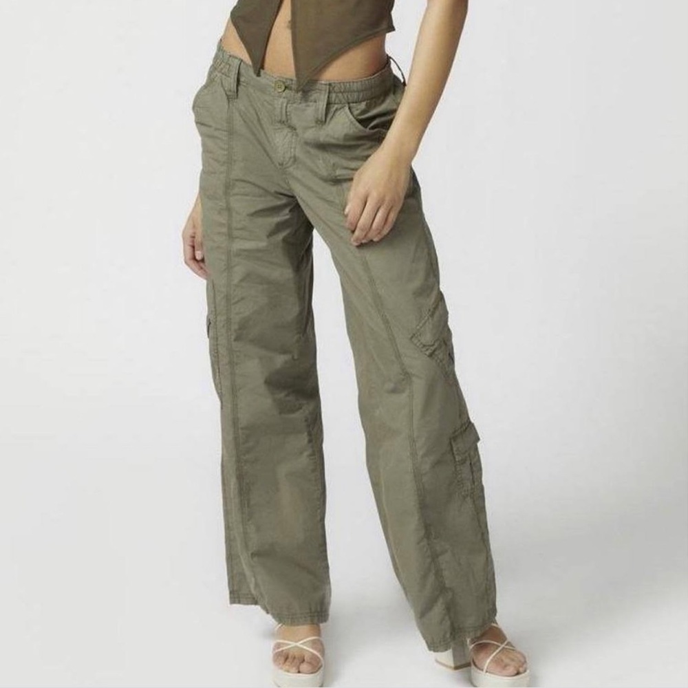 BDG y2k cargo pants urban outfitters!